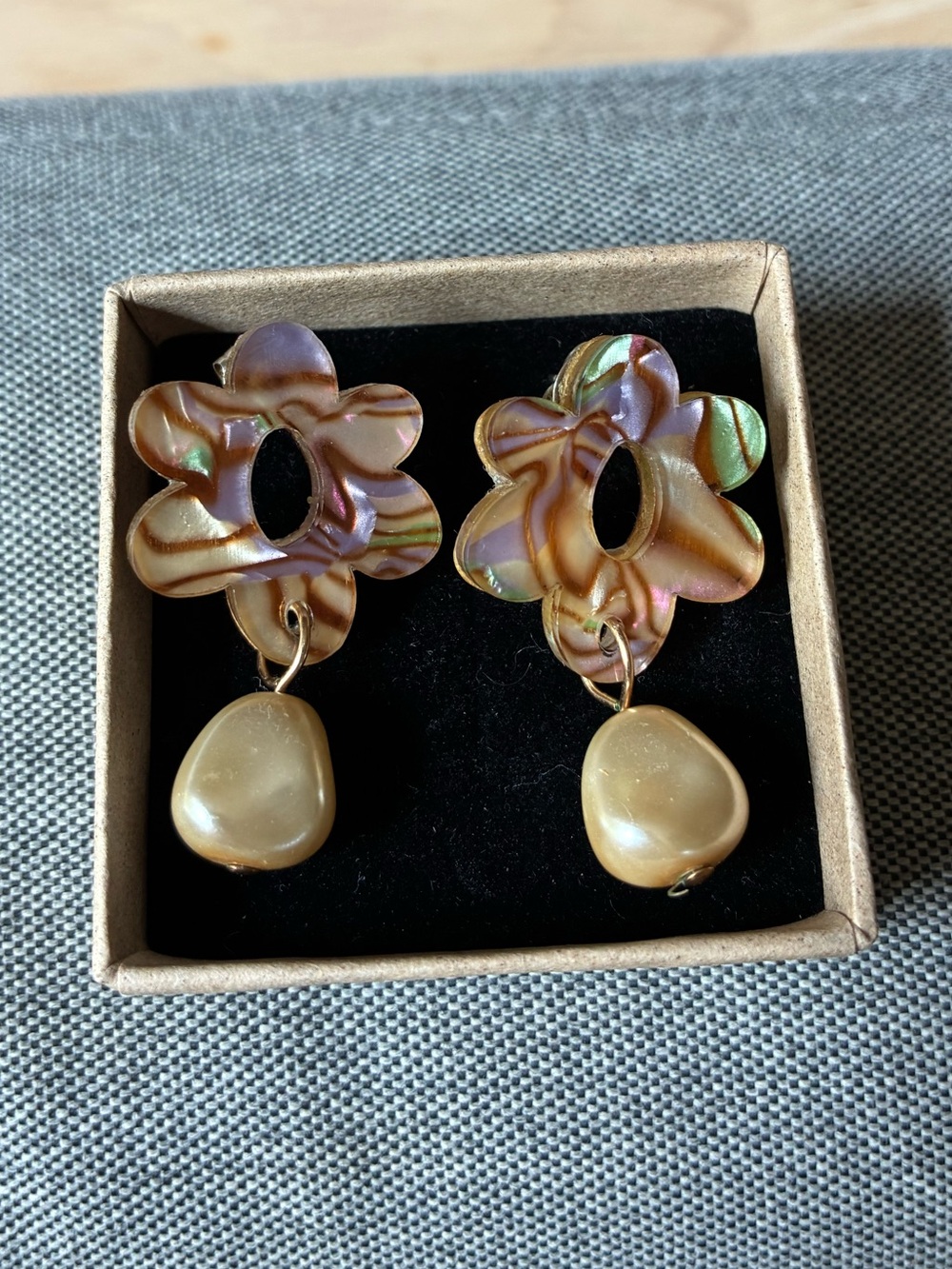 Wolf & Moon Mia Studs in Iridescent Ripple Pearl Drop Flower Earrings - Picture 7 of 7